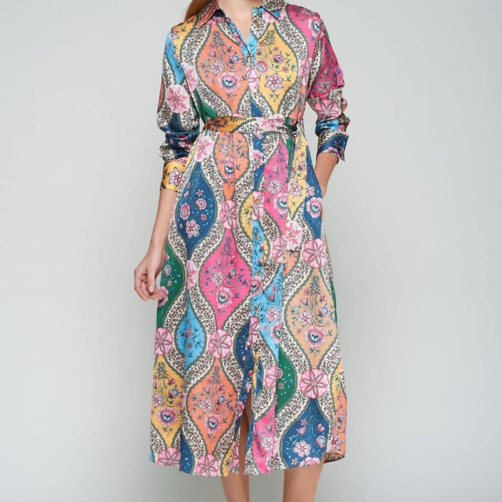 Villagollo Floral Print button up Women's midi Dress NWT 38